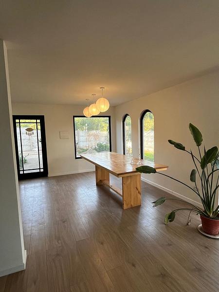 ¡Espacio, Privacidad y Cero Gastos Comunes: Tu Nueva Casa Estilo Mariposa!