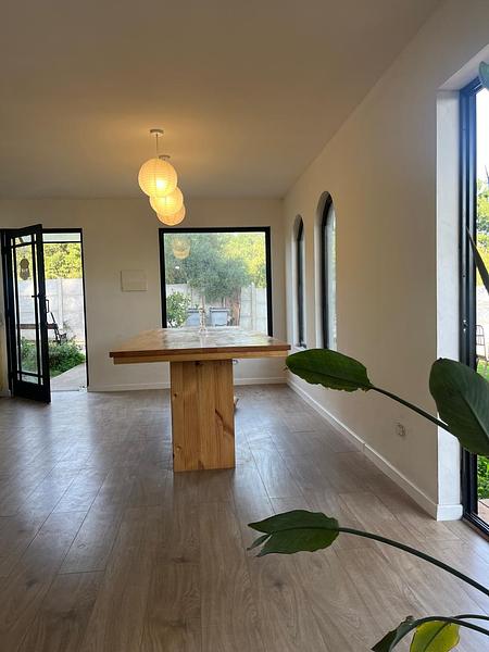 ¡Espacio, Privacidad y Cero Gastos Comunes: Tu Nueva Casa Estilo Mariposa!
