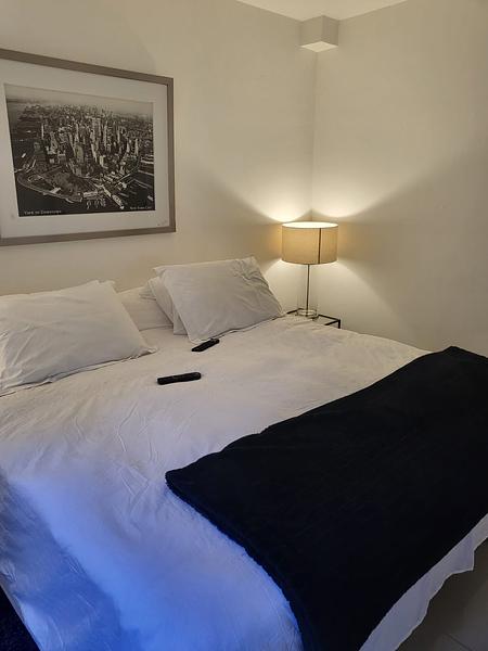 Luminoso Departamento Remodelado a Pasos del Borde Costero en Viña del Mar