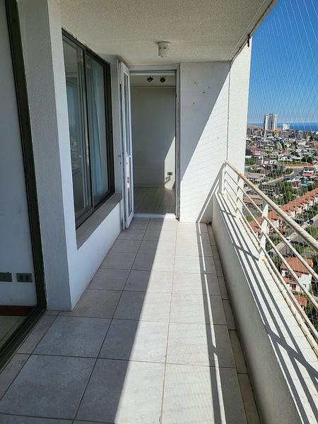 DEPARTAMENTO EN VENTA - CENTRO DE CONCÓN - PISO 17 - VISTA PANORÁMICA AL MAR ESPECTACULAR - 2D + 2B