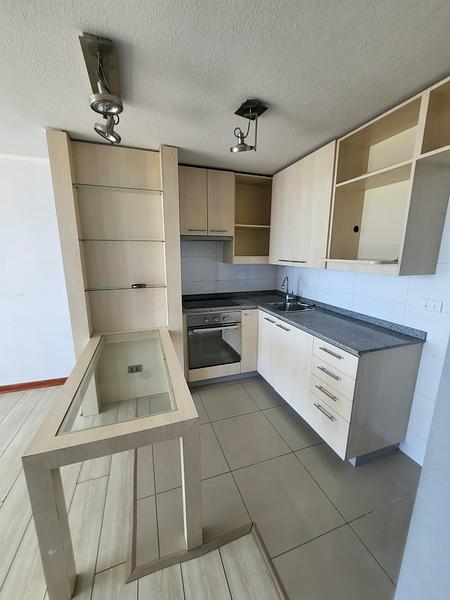 DEPARTAMENTO EN VENTA - CENTRO DE CONCÓN - PISO 17 - VISTA PANORÁMICA AL MAR ESPECTACULAR - 2D + 2B